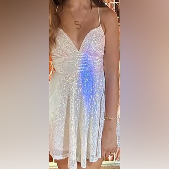 Windsor iridescent Shimmering Cream White Sequin homecoming Dress Hoco XS mini - Picture 1 of 6